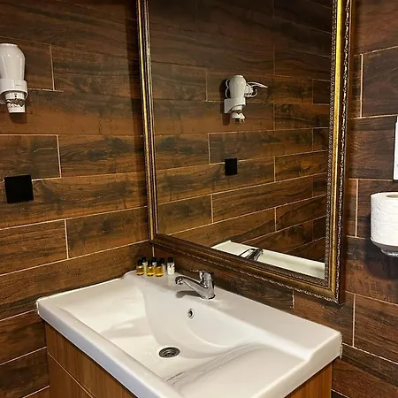 Rueya Hotel Sile